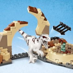 LEGO Jurassic World 76945 Atrociraptor: motorkerékpáros hajsza