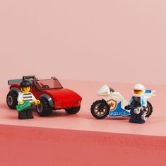 LEGO City 60392 Autós üldözés rendőrségi motorral