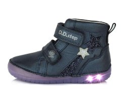 D-D-step Csillagos magasított szárú LED világító bőr cipő 26