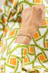 Emily Westwood Gyönyörű aranyozott karkötő medálokkal WB1046G