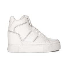 Guess Cipők fehér 40 EU FL5ALAELE12GIALAWHITE