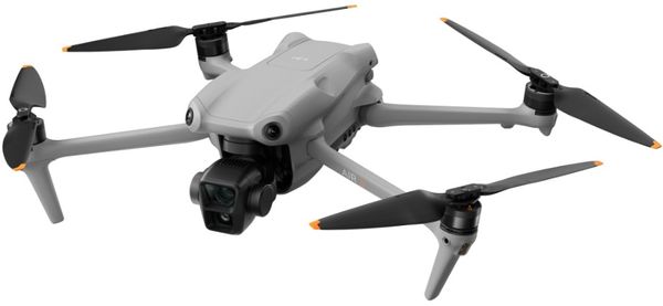 modern drone dji air 3 összecsukható microSD kis méret 4k hdr video nagyszerű minőségű stabilitás fénykép üzemmódban