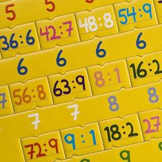 LARSEN Puzzle Matematika: osztás 81 darab