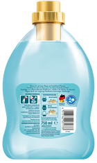 Kuschelweich PREMIUM FINESE öblítő 28 mosás, 750 ml, kék