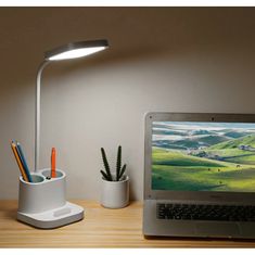 Northix Fényszabályozható asztali lámpa - tolltartó és powerbank 