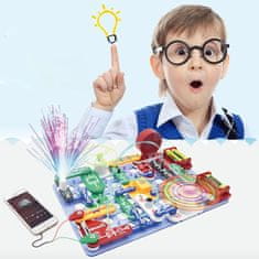 Netscroll Egy didaktikus játék, ahol a gyermek megtanulja az elektromosság alapjait (17 darabos világ), ScienceKit
