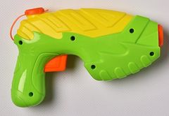 Mac Toys vízipisztoly - különböző változatok vagy színek keveréke