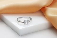 Brilio Silver Gyönyörű cirkóniumkövekkel kirakott ezüst gyűrű RI024W (Kerület 52 mm)