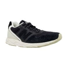 New Balance Cipők 37 EU B 095