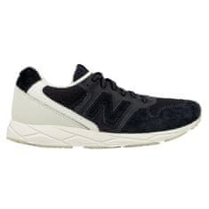 New Balance Cipők 37 EU B 095