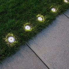 Netscroll 4 darabos szett napelemes LED kerti lámpákhoz, úthoz vagy teraszhoz, elegáns kerti világítás, napelemmel működő kerti lámpák, fényérzékelő, 6-10 óra fehér fény, 8 LED dióda, SolarGardenLights