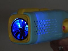 RAMIZ Buborékfújó pisztoly buborékfolyadékkal kék színben fényeffektusokkal