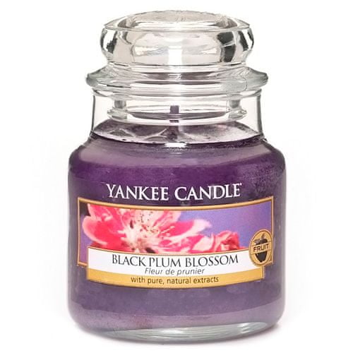 Yankee Candle gyertya üvegedénybe, Fekete szilva virág, 104 g