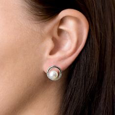 Evolution Group Ezüst fülbevaló valódi gyönggyel na 21022.1