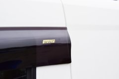 SCOUTT SCOUTT - ragasztható Légterelők / Terelők / Ablakfúvók számára Fiat Doblo 2 2010-magasabb