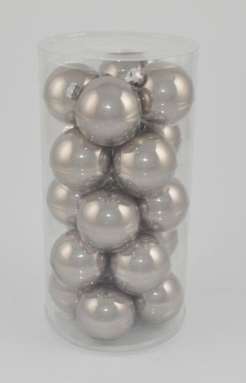 DUE ESSE 20 db-os üvegből készült, fényes ezüst karácsonyi gömb készlet, Ø 8 cm