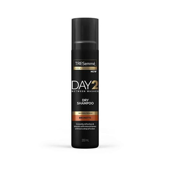 TRESemmé Száraz sampon barna árnyalatú hajra (Dry Shampoo Brunette) 250 ml