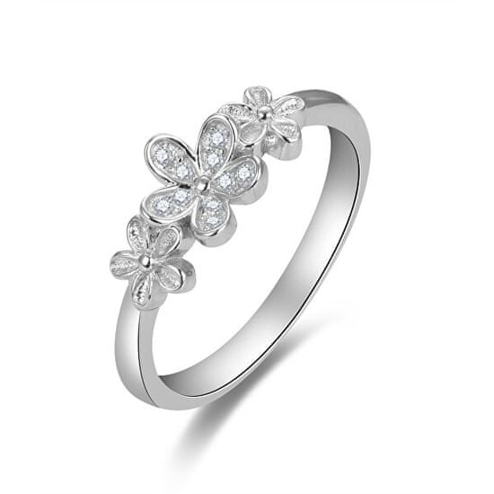 Beneto Gyönyörű cirkónium kövekkel kirakott ezüst gyűrű AGG465