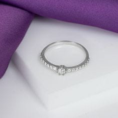 Brilio Silver Gyönyörű, cirkóniumkövekkel kirakott ezüst gyűrű RI023W (Kerület 50 mm)