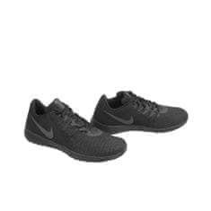 Nike Cipők fekete 38.5 EU Varsity Complete Trainer