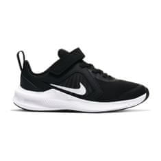 Nike Cipők fekete 31.5 EU Downshifter 10