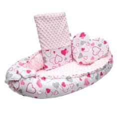 NEW BABY Luxus babafészek párnával és paplannal Minkyből rózsaszín szívecskék