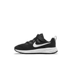 Nike Cipők fekete 31.5 EU Revolution 6 NN Psv