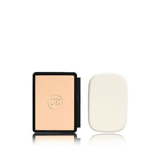 Chanel Utántöltő kompakt matt sminkekhez SPF 15 Le Teint Ultra (Ultrawear Flawless Compact Foundation) 13 g