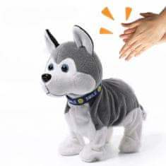 Luxma Az interaktív husky kutya reagál az IU-210A érintésére