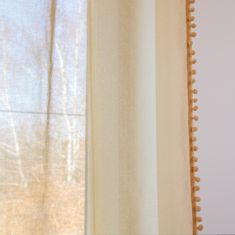 Homla ADI függöny pompomokkal mustár 140x250 cm