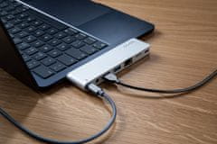 EPICO Hub Pro III USB-C-vel laptopokhoz és táblagépekhez 9915112100060 - ezüst